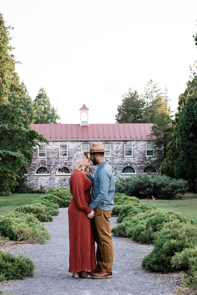 Engagement-session-at-Blandy-farms-boyce-Virginia